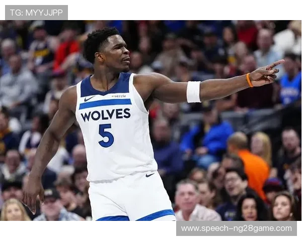 NBA官方晒同龄得分曲线对比 爱德华兹冲击科比青春传奇纪录 NBA官方晒同龄得分曲线对比 爱德华兹冲击科比青春传奇纪录